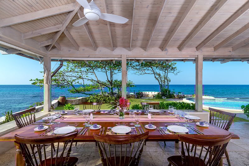 Hidden Bay by the Sea