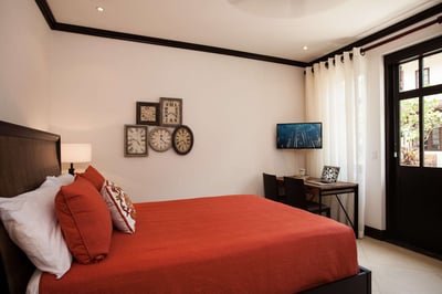 Luxury Villa Photo #15