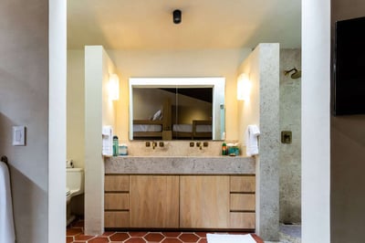 Luxury Villa Photo #35