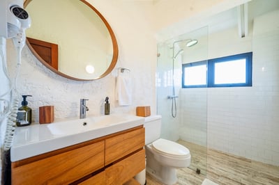 Luxury Villa Photo #19