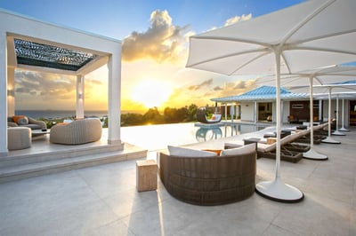 Luxury Villa Photo #7