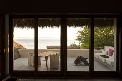 Luxury Villa Photo #23