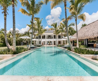 Luxury Villa Photo #9