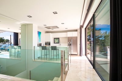 Luxury Villa Photo #19