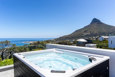 Luxury Villa Photo #13
