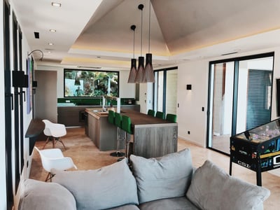 Luxury Villa Photo #21
