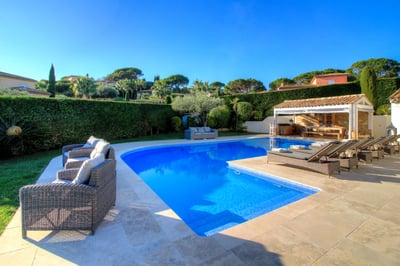Luxury Villa Photo #6