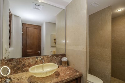 Luxury Villa Photo #46
