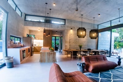 Luxury Villa Photo #12