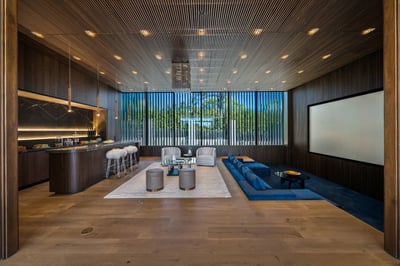 Luxury Villa Photo #16