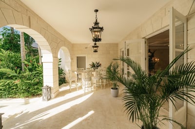 9BDR ocean view villa with full staff, golf carts, movie theater and gym