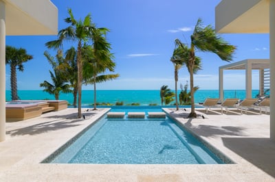 Luxury Villa Photo #10