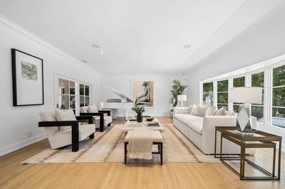 Luxury Villa Photo #11