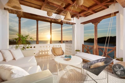 Las Catalinas,Casa Encantada