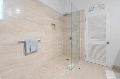 Luxury Villa Photo #58