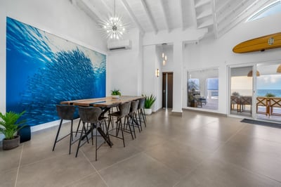 Luxury Villa Photo #15