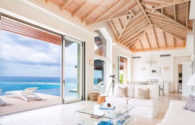 Luxury Villa Photo #5