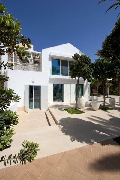 Luxury Villa Photo #5