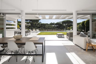 Luxury Villa Photo #15