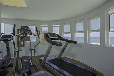 Luxury Villa Photo #13