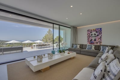 Luxury Villa Photo #19
