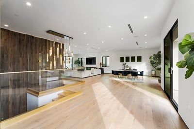 Luxury Villa Photo #9
