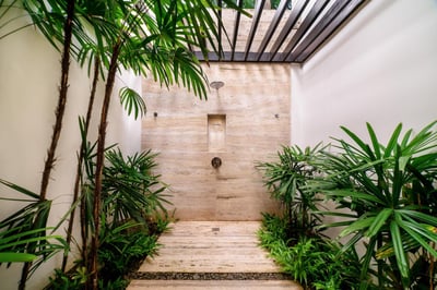 Luxury Villa Photo #38
