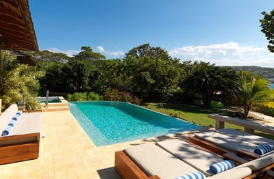 Luxury Villa Photo #4