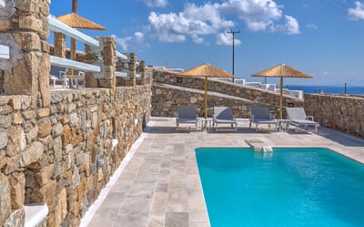 Luxury Villa Photo #3