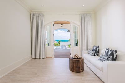 Luxury Villa Photo #16