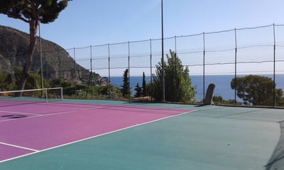 Luxury Villa Photo #14