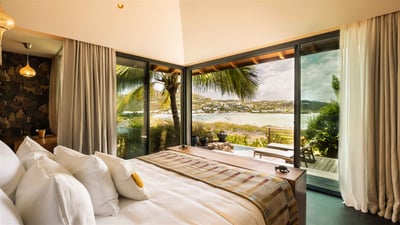 Luxury Villa Photo #33