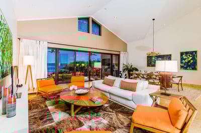 Luxury Villa Photo #4