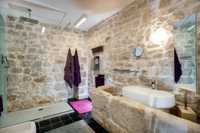 Luxury Villa Photo #29