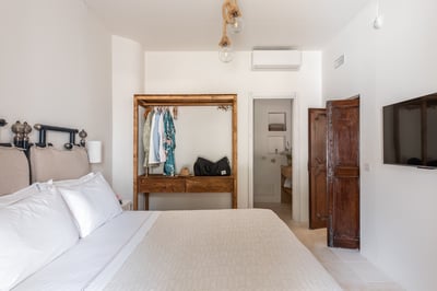 Luxury Villa Photo #24