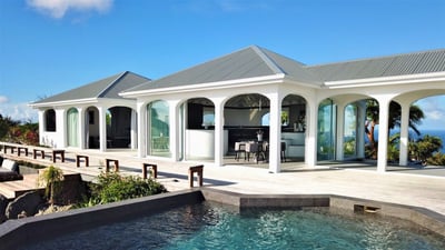 Pool & Terrace