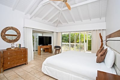 Luxury Villa Photo #31