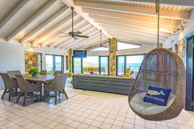 Luxury Villa Photo #5