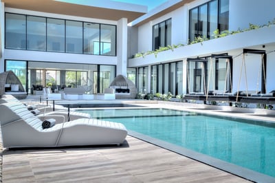 Luxury Villa Photo #13