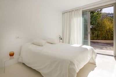 Luxury Villa Photo #16