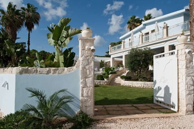 Luxury Villa Photo #11