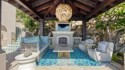 Luxury Villa Photo #9