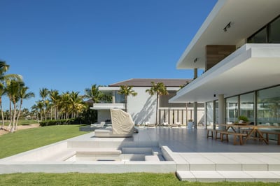 Luxury Villa Photo #13