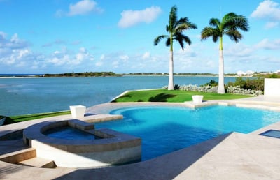 Luxury Villa Photo #5