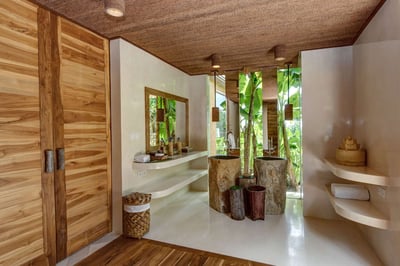 Luxury Villa Photo #15