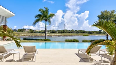 Hacienda A39 - Lakefront Villa with Golf View