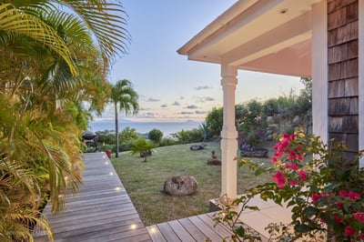 Luxury Villa Photo #5