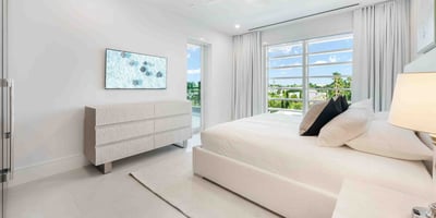 Luxury Villa Photo #24