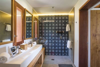 Luxury Villa Photo #42