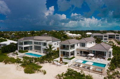 Luxury Villa Photo #3